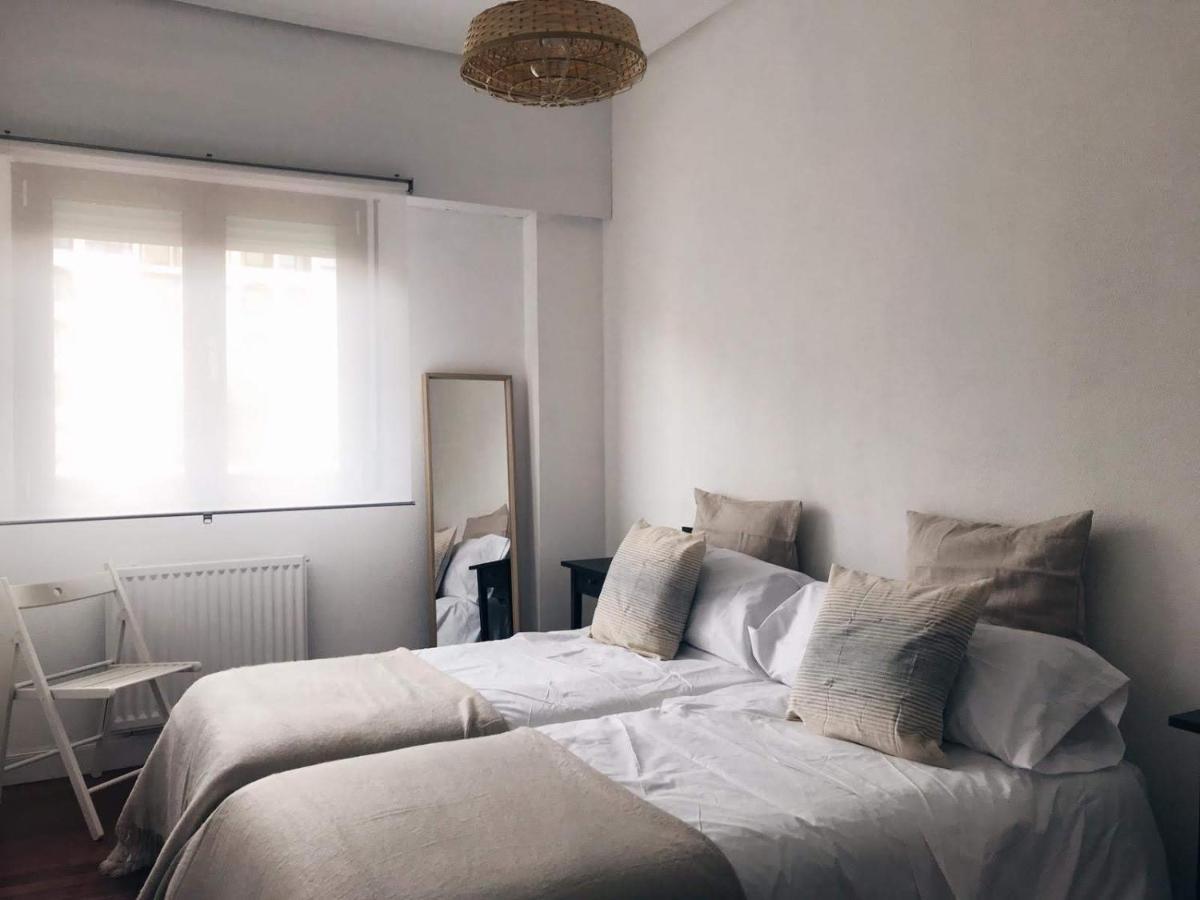 Appartement Muy luminoso en San Mamés à Bilbao Extérieur photo