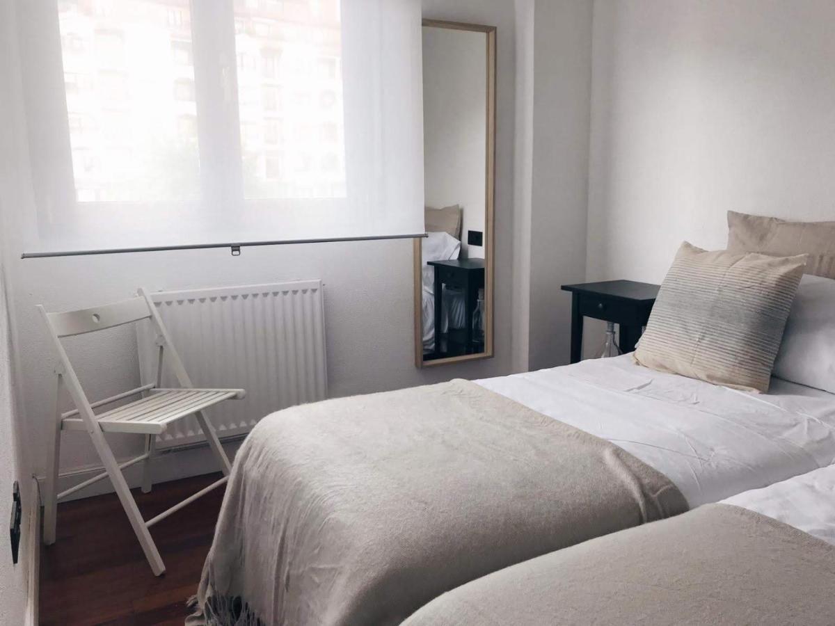 Appartement Muy luminoso en San Mamés à Bilbao Extérieur photo
